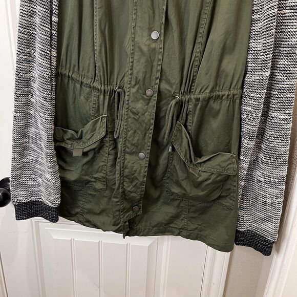 Torrid Womens Utility Jacket Plus Sz 2X Green Canvas w/ Knit Arms Hooded Zip Up - Picture 6 of 10